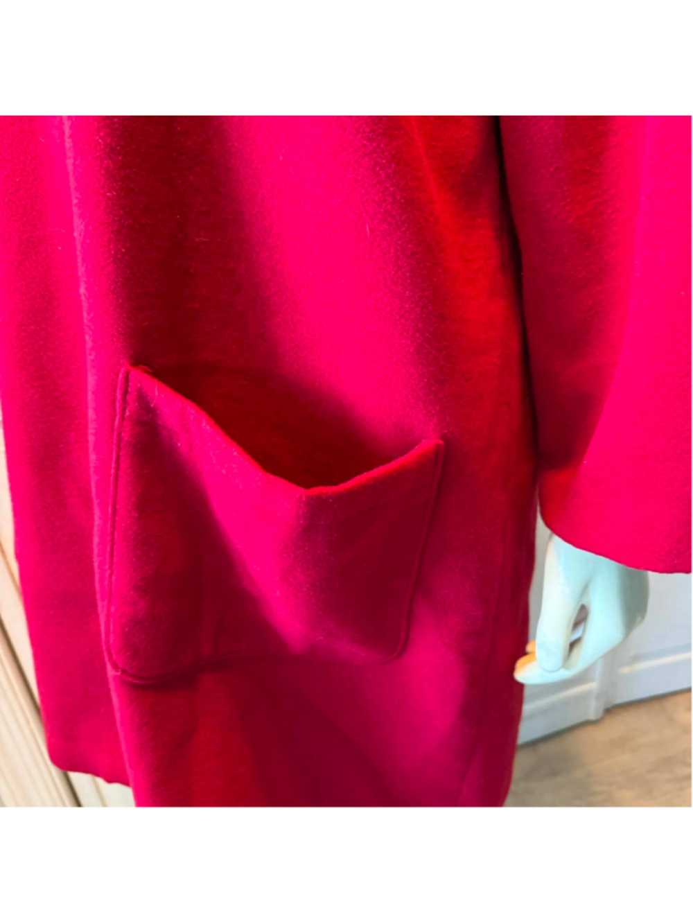 Women's Chilling Adventures of Sabrina Red Coat, Size 2X, Black Lining - Picture 8 of 12